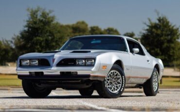 Pontiac-Firebird-Coupe-1977-Silver-Black-1788-2