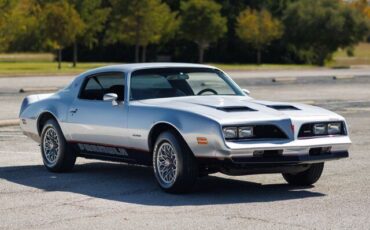 Pontiac-Firebird-Coupe-1977-Silver-Black-1788-5