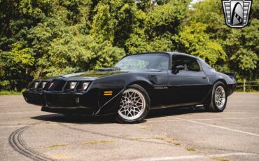 Pontiac-Firebird-Coupe-1979-Black-Black-119320-2