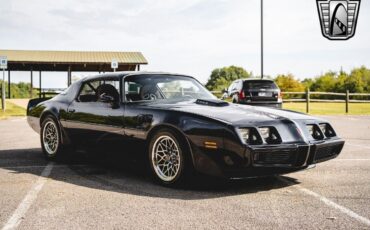 Pontiac-Firebird-Coupe-1979-Black-Black-119320-8