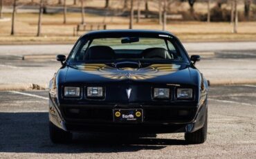 Pontiac-Firebird-Coupe-1979-Black-Black-36922-12