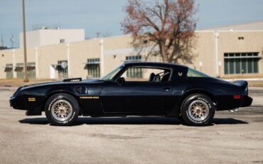 Pontiac-Firebird-Coupe-1979-Black-Black-36922-20