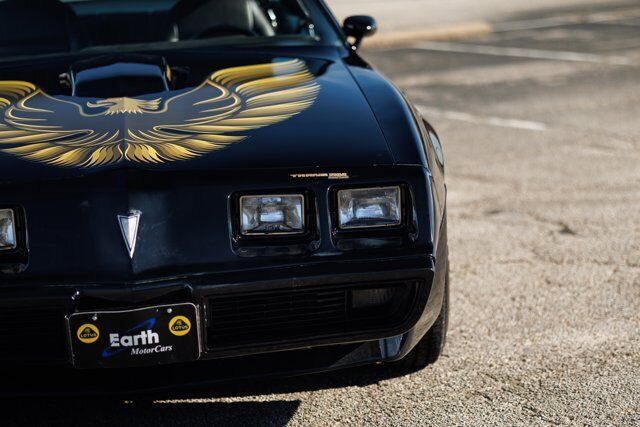 Pontiac-Firebird-Coupe-1979-Black-Black-36922-21