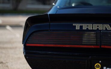 Pontiac-Firebird-Coupe-1979-Black-Black-36922-30