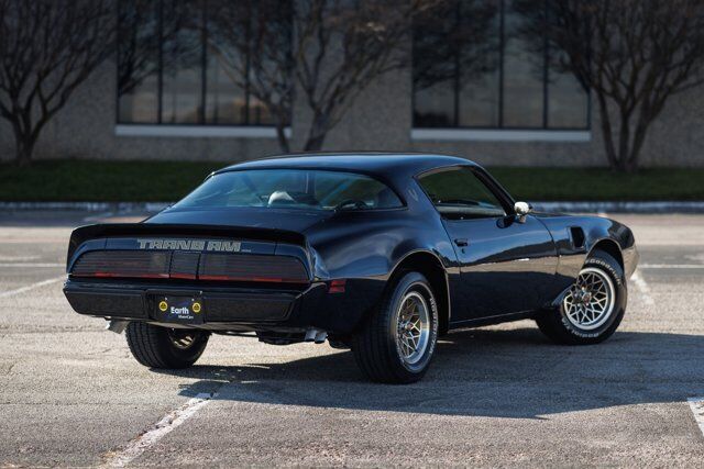 Pontiac-Firebird-Coupe-1979-Black-Black-36922-8