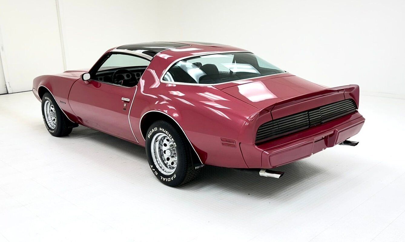 Pontiac-Firebird-Coupe-1979-Furious-Fuchsia-Black-150028-2