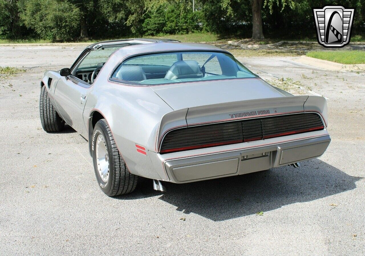 Pontiac-Firebird-Coupe-1979-Silver-Silver-25568-10