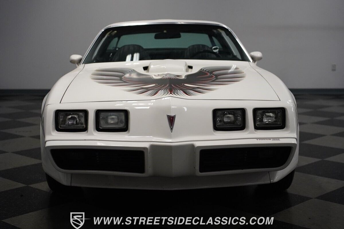 Pontiac-Firebird-Coupe-1979-White-Black-60727-5