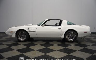 Pontiac-Firebird-Coupe-1979-White-Black-60727-9