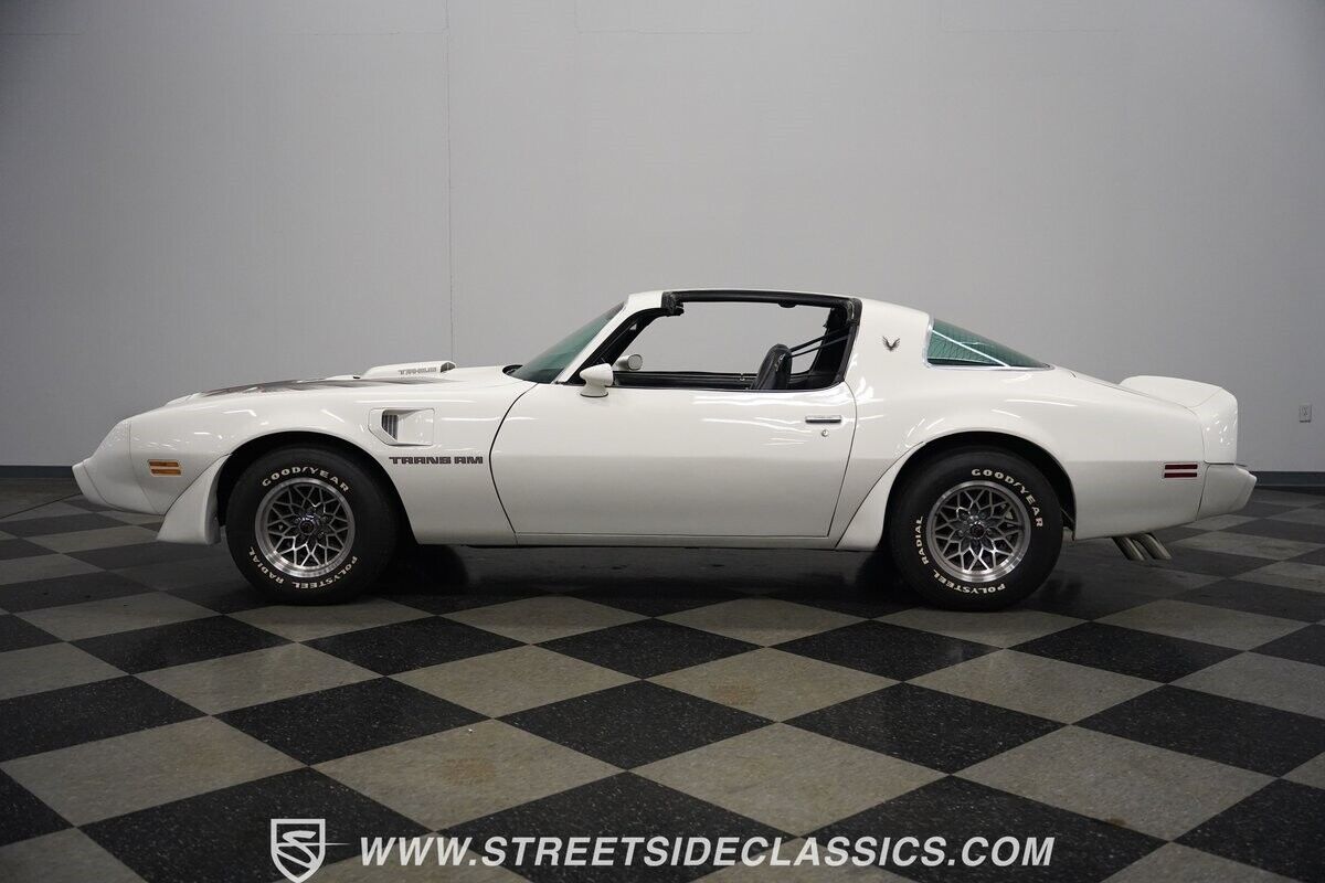 Pontiac-Firebird-Coupe-1979-White-Black-60727-9