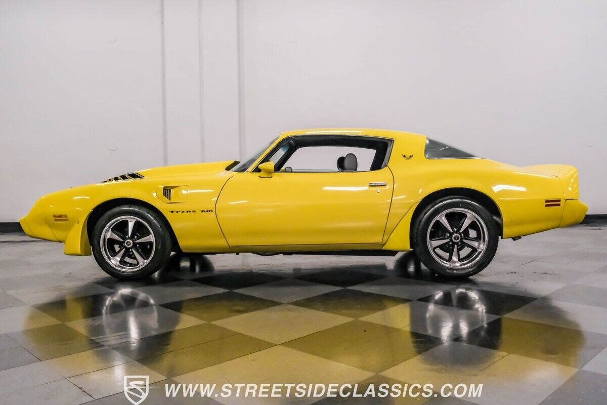 Pontiac-Firebird-Coupe-1979-Yellow-Black-95215-2