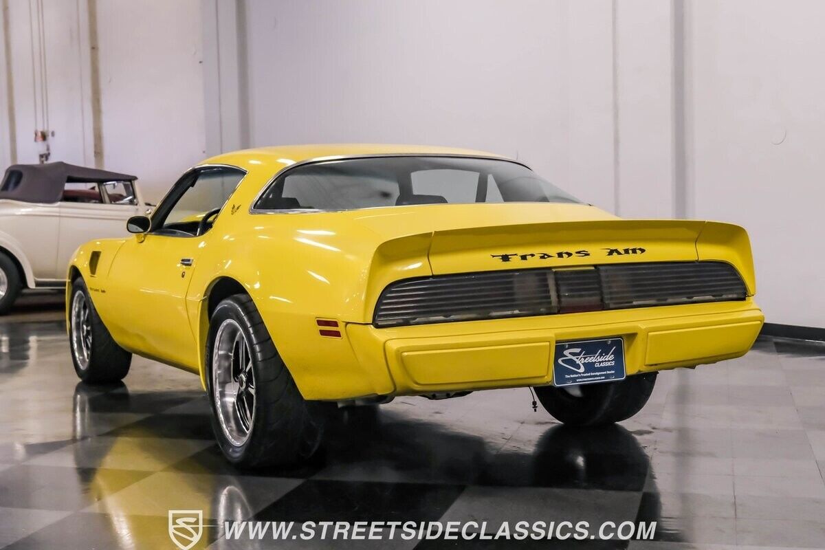 Pontiac-Firebird-Coupe-1979-Yellow-Black-95215-9