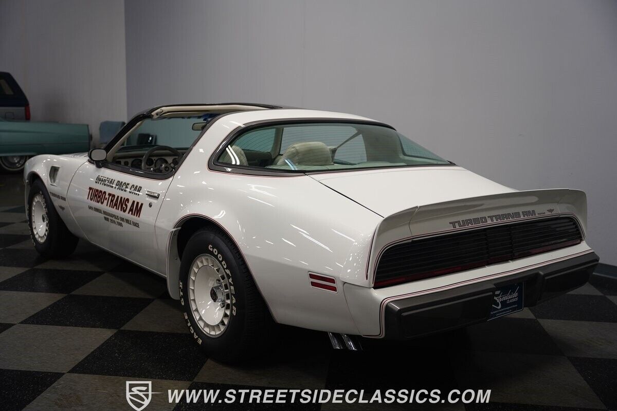 Pontiac-Firebird-Coupe-1980-White-Gray-41436-11