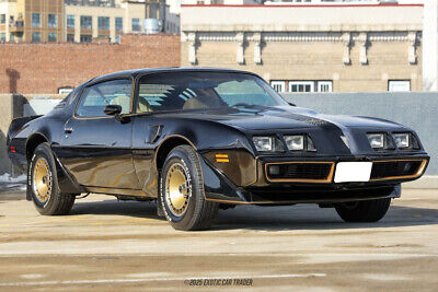 Pontiac-Firebird-Coupe-1981-Black-Black-120401-11