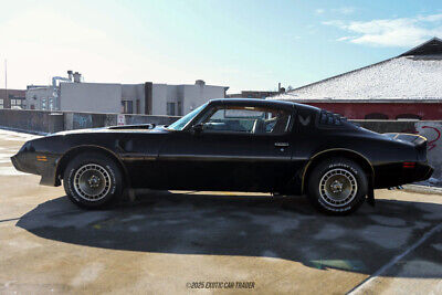 Pontiac-Firebird-Coupe-1981-Black-Black-120401-2