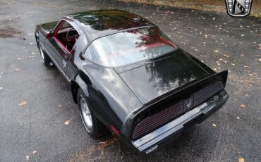 Pontiac-Firebird-Coupe-1981-Black-Red-29903-4