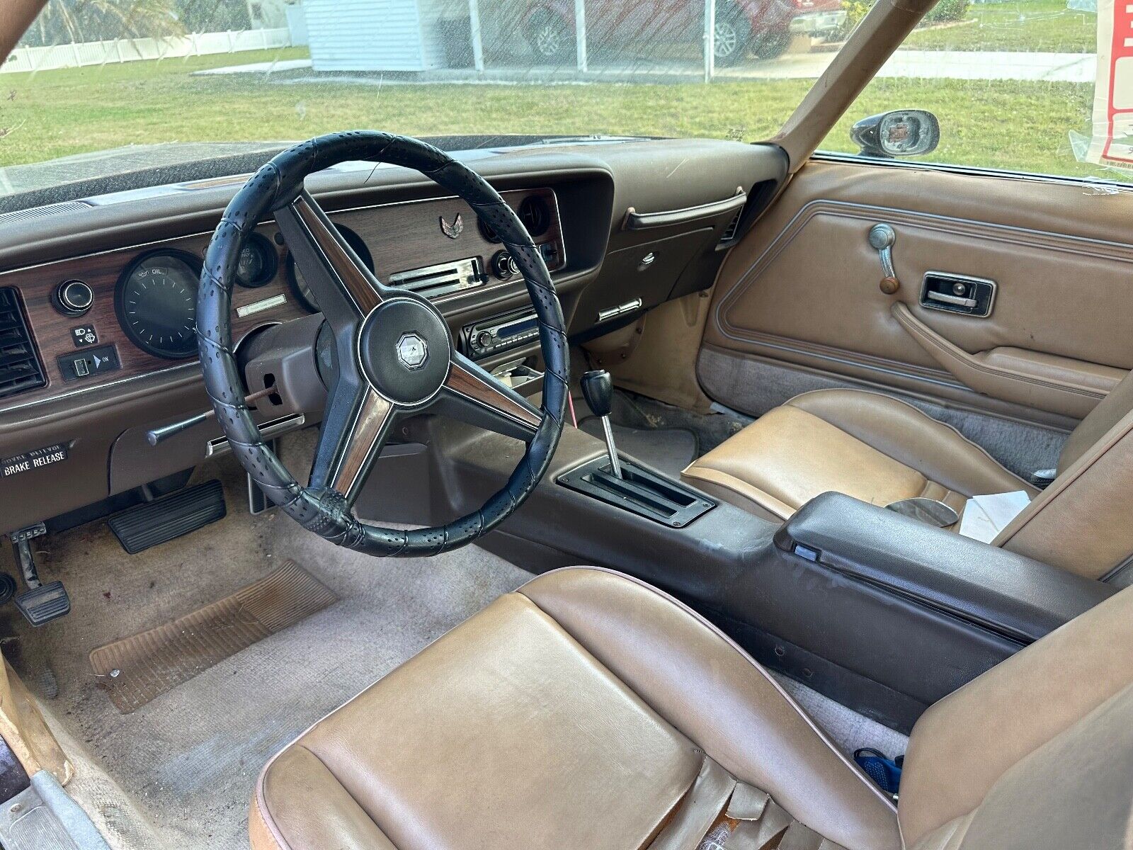 Pontiac-Firebird-Coupe-1981-Brown-Tan-214625-6