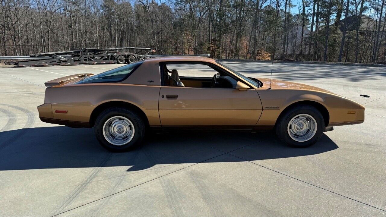 Pontiac-Firebird-Coupe-1982-Persimmon-Tan-49149-5