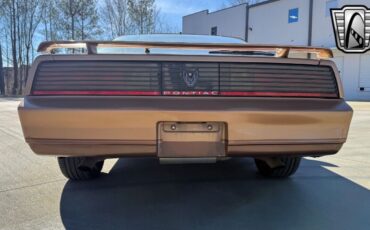 Pontiac-Firebird-Coupe-1982-Persimmon-Tan-49149-8