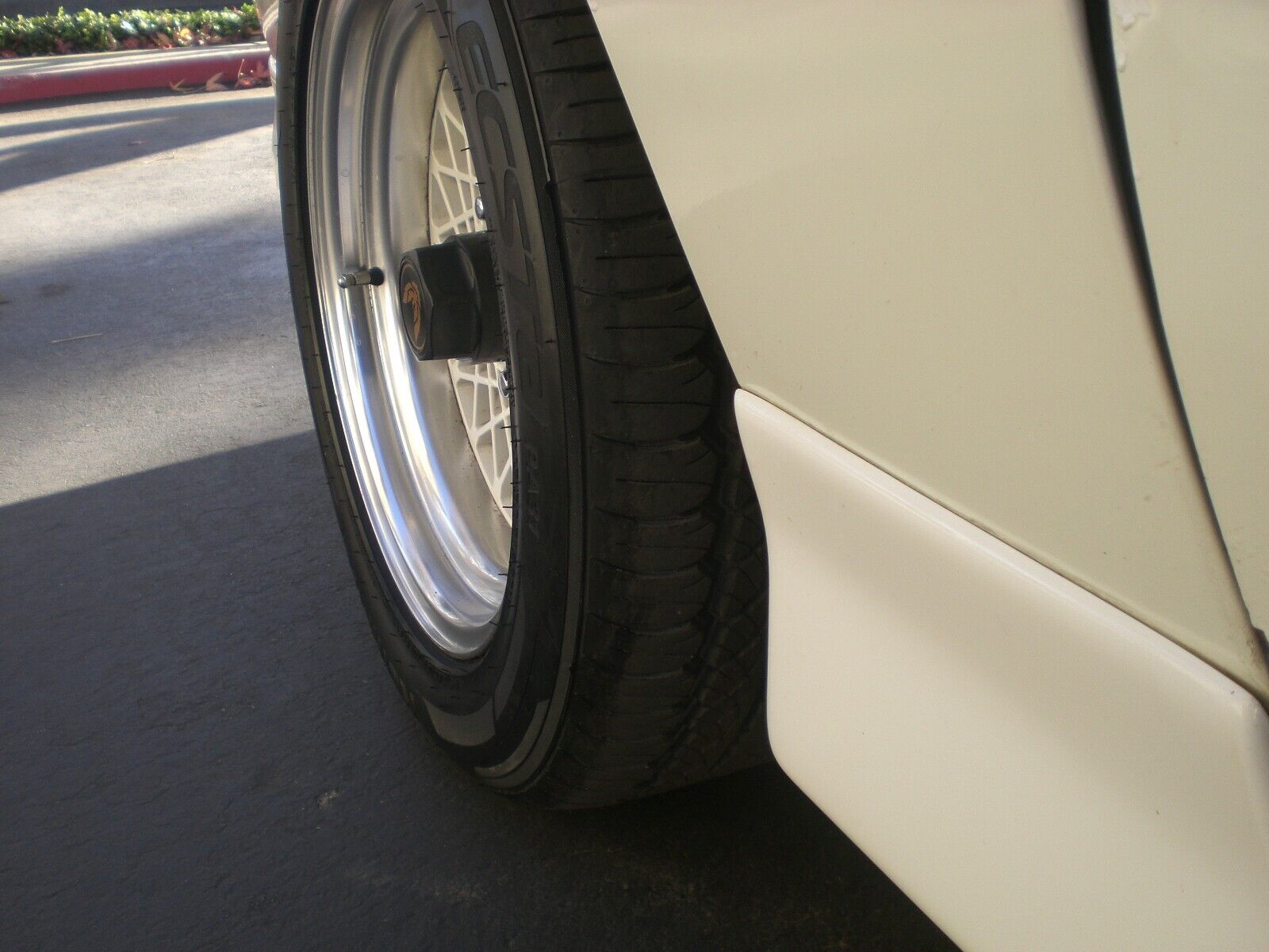 Pontiac-Firebird-Coupe-1987-White-Gray-326995-7