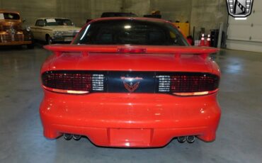 Pontiac-Firebird-Coupe-1993-Red-Gray-39498-4