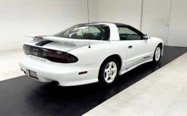 Pontiac-Firebird-Coupe-1994-White-White-105140-5