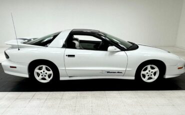 Pontiac-Firebird-Coupe-1994-White-White-105140-6