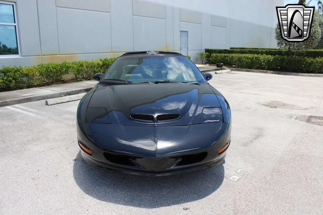 Pontiac-Firebird-Coupe-1995-Black-Black-67274-2