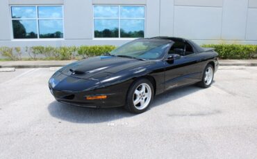 Pontiac-Firebird-Coupe-1995-Black-Black-67274-3