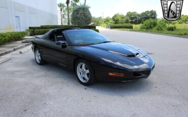 Pontiac-Firebird-Coupe-1995-Black-Black-67274-9