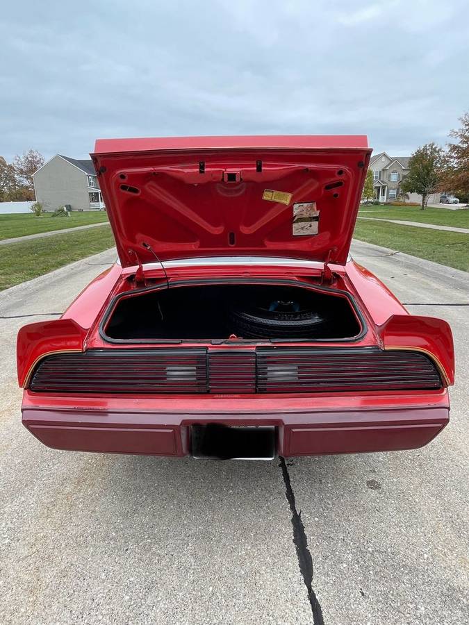 Pontiac-Firebird-redbird-1979-red-85295-13