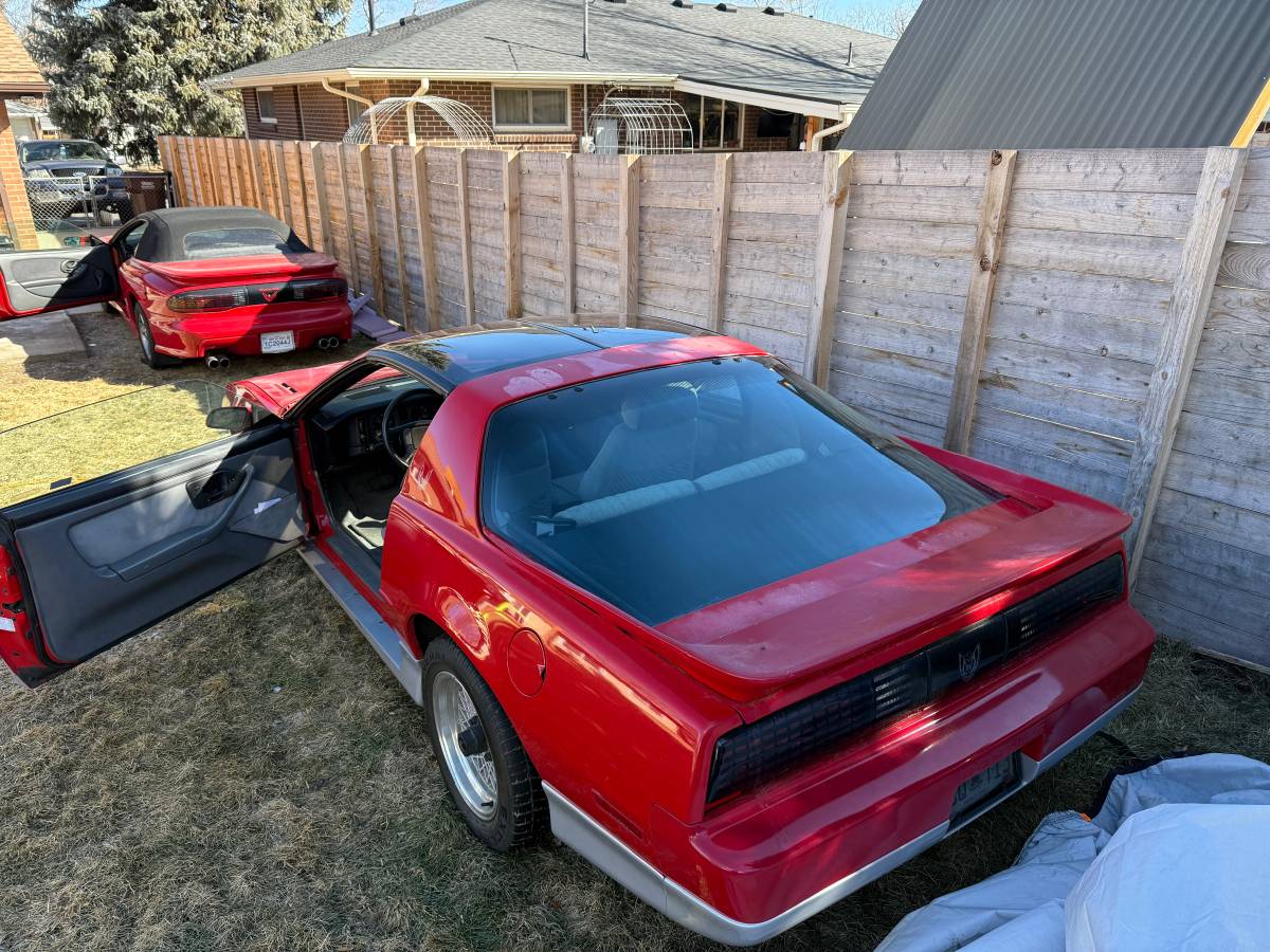 Pontiac-Firebird-trans-am-1989-69202-4