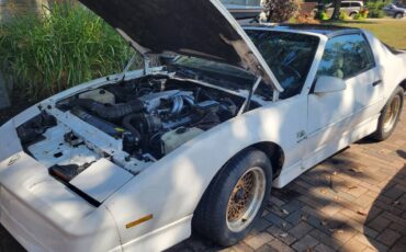 Pontiac-Firebird-trans-am-1989-white-161-1