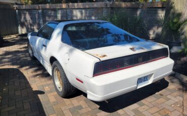 Pontiac-Firebird-trans-am-1989-white-161-2