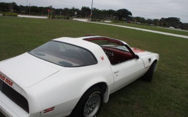 Pontiac-Firebird-transam-1979-157715-3