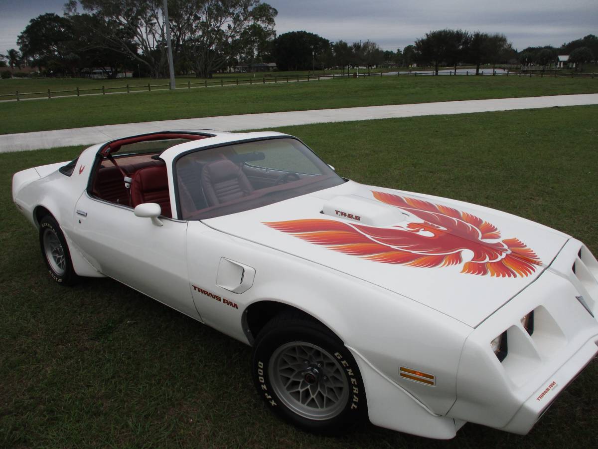 Pontiac-Firebird-transam-1979-157715-4