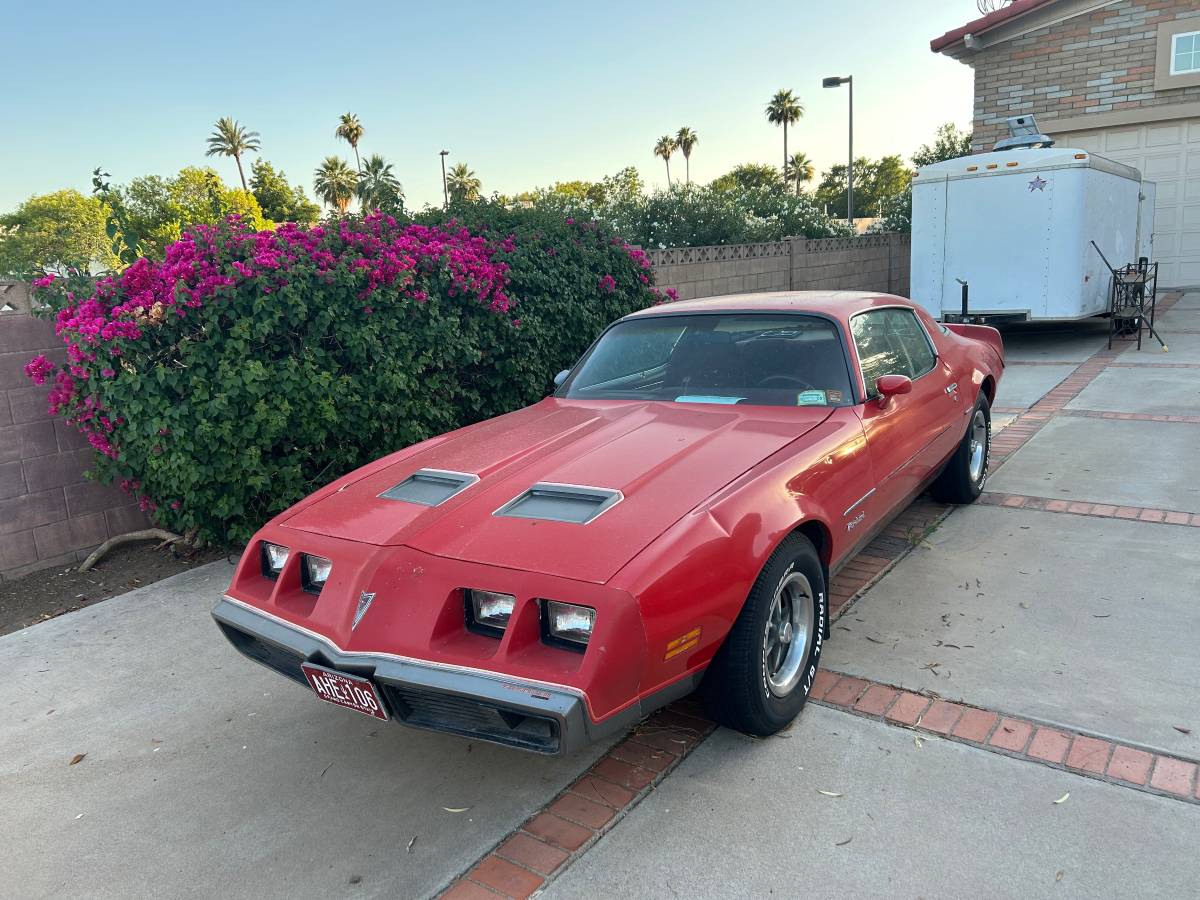 Pontiac-Formula-firebird-1979-red-144841-3