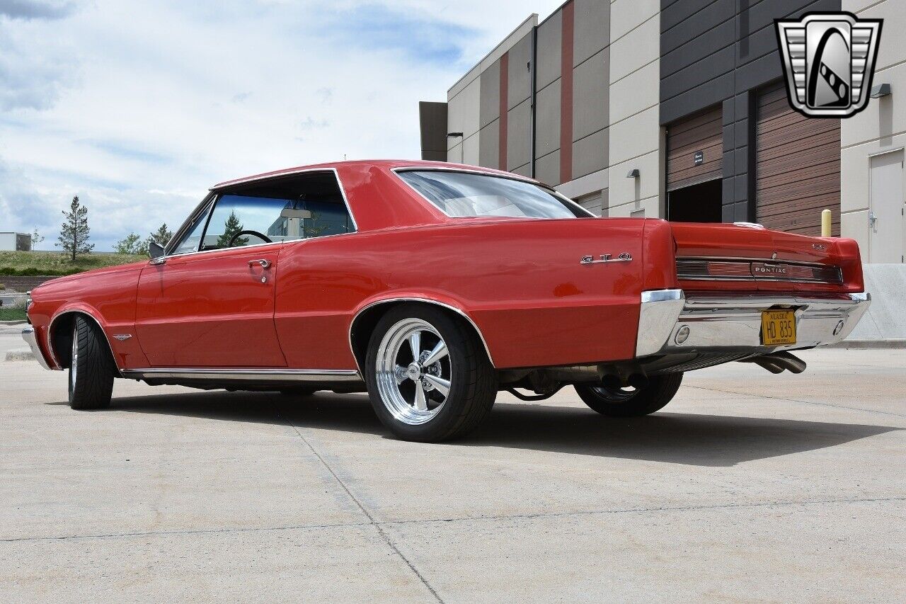 Pontiac-GTO-1964-Red-Black-75967-4