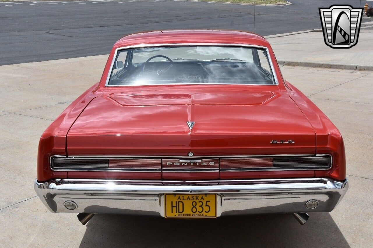 Pontiac-GTO-1964-Red-Black-75967-5