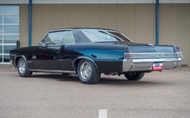 Pontiac-GTO-1965-Black-Red-19740-1