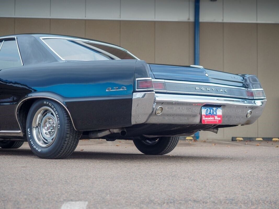 Pontiac-GTO-1965-Black-Red-19740-4