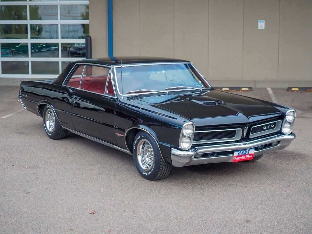 Pontiac-GTO-1965-Black-Red-19740-5