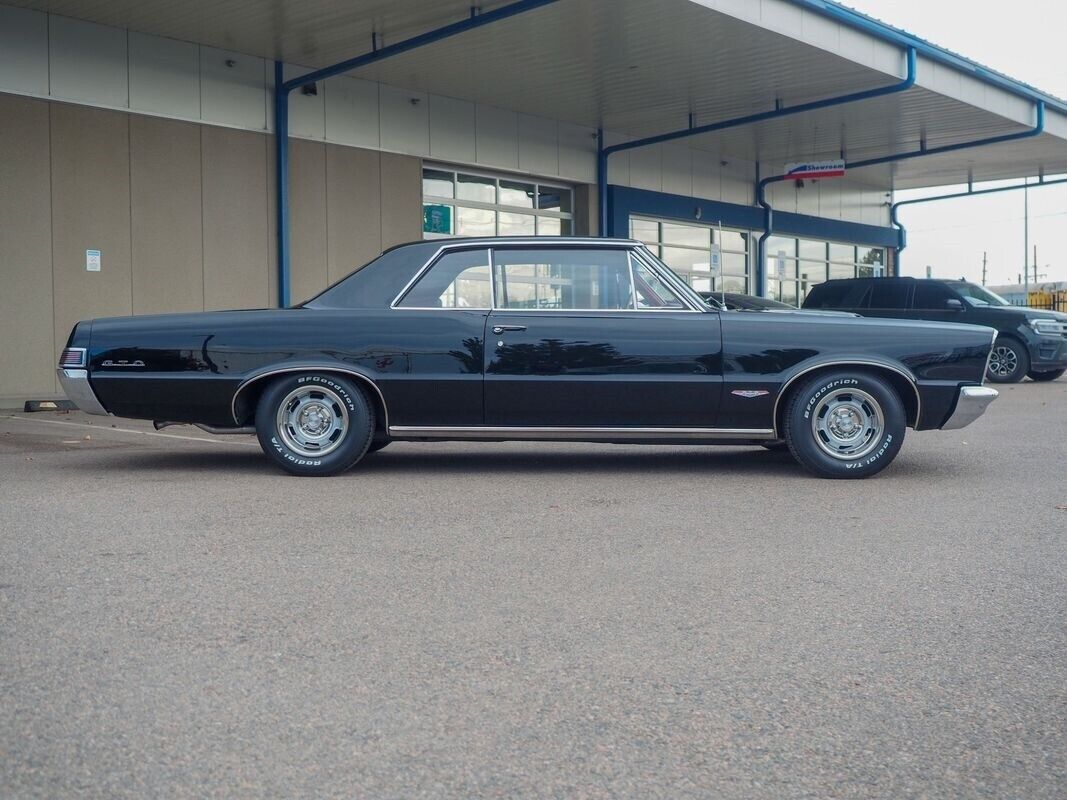 Pontiac-GTO-1965-Black-Red-19740-9