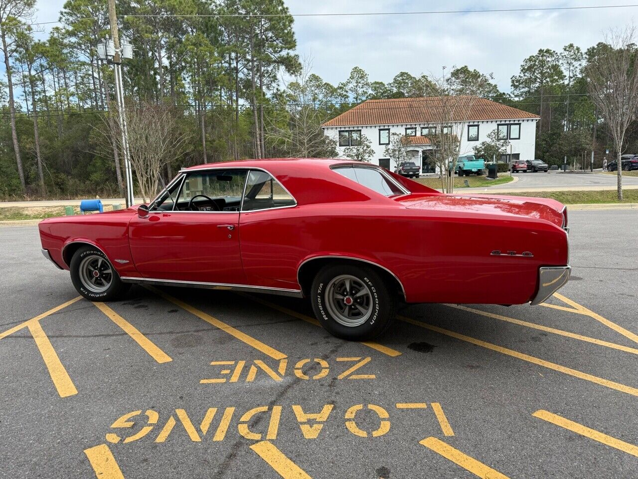 Pontiac-GTO-1966-Red-Black-7912-17