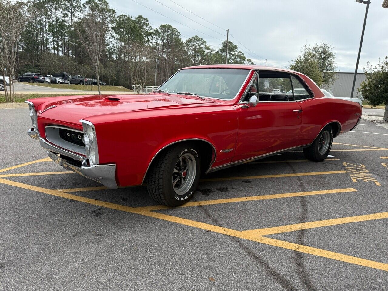 Pontiac-GTO-1966-Red-Black-7912-22