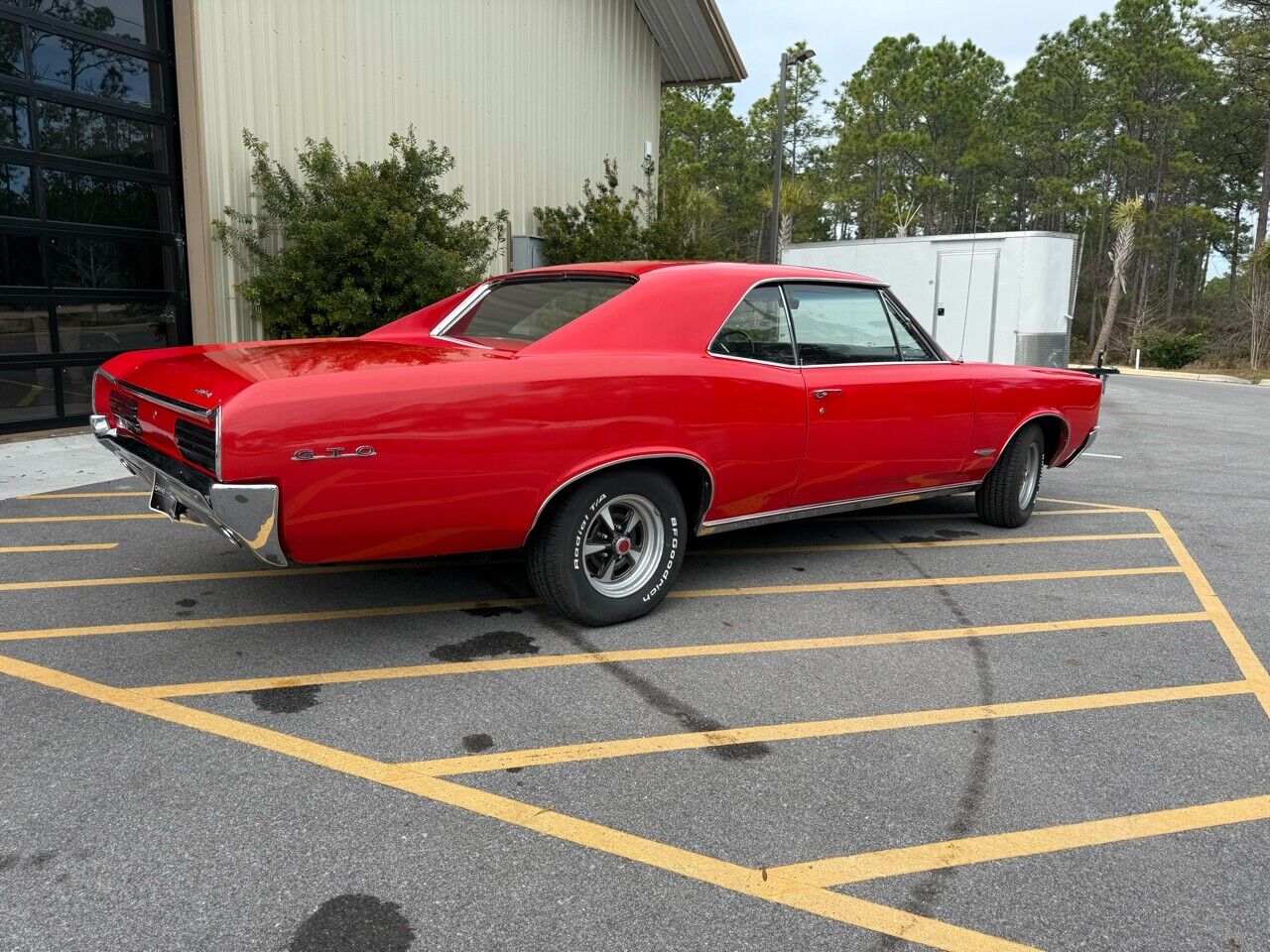 Pontiac-GTO-1966-Red-Black-7912-8