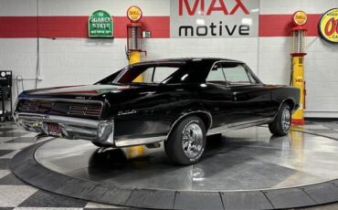 Pontiac-GTO-1967-Black-Red-22911-6