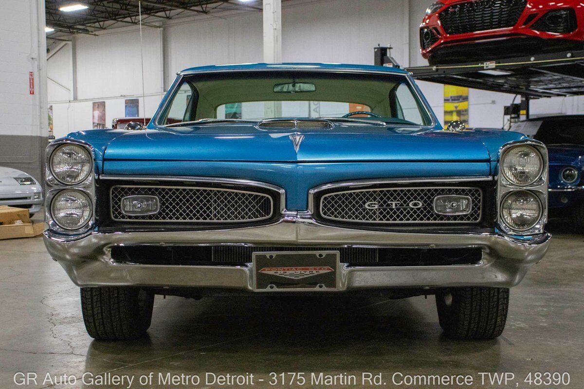 Pontiac-GTO-1967-Blue-White-160437-11