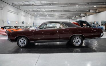 Pontiac-GTO-1967-Burgundy-Ivory-58115-1