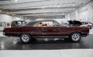 Pontiac-GTO-1967-Burgundy-Ivory-58115-6